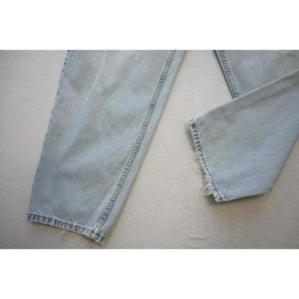 Levis color blue